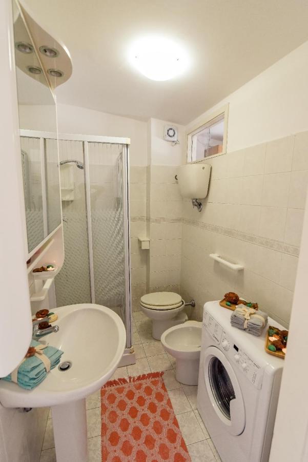 La Mansardina Vintage Apartman San Benedetto del Tronto Kültér fotó
